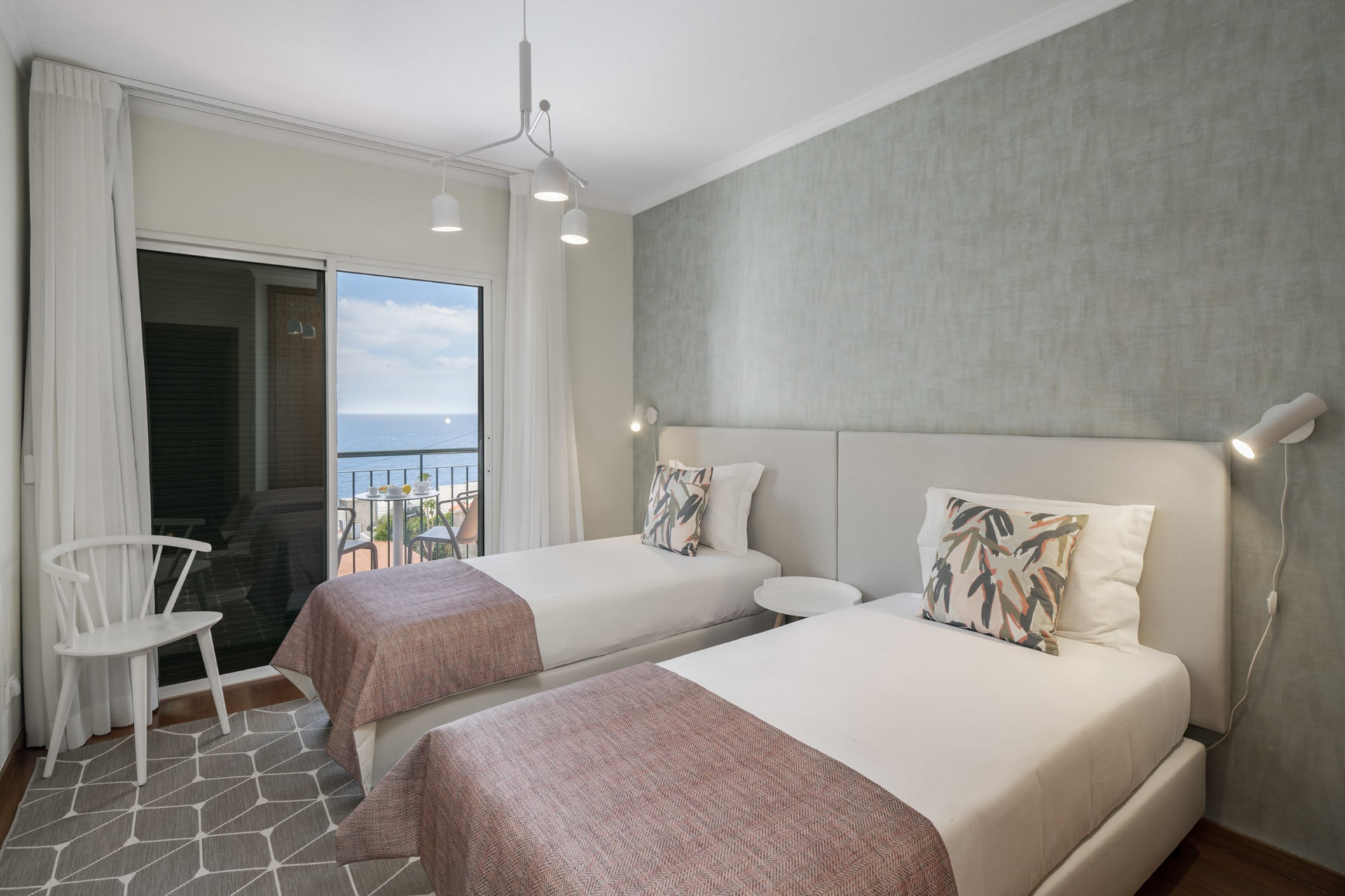 Bedroom with two single beds.