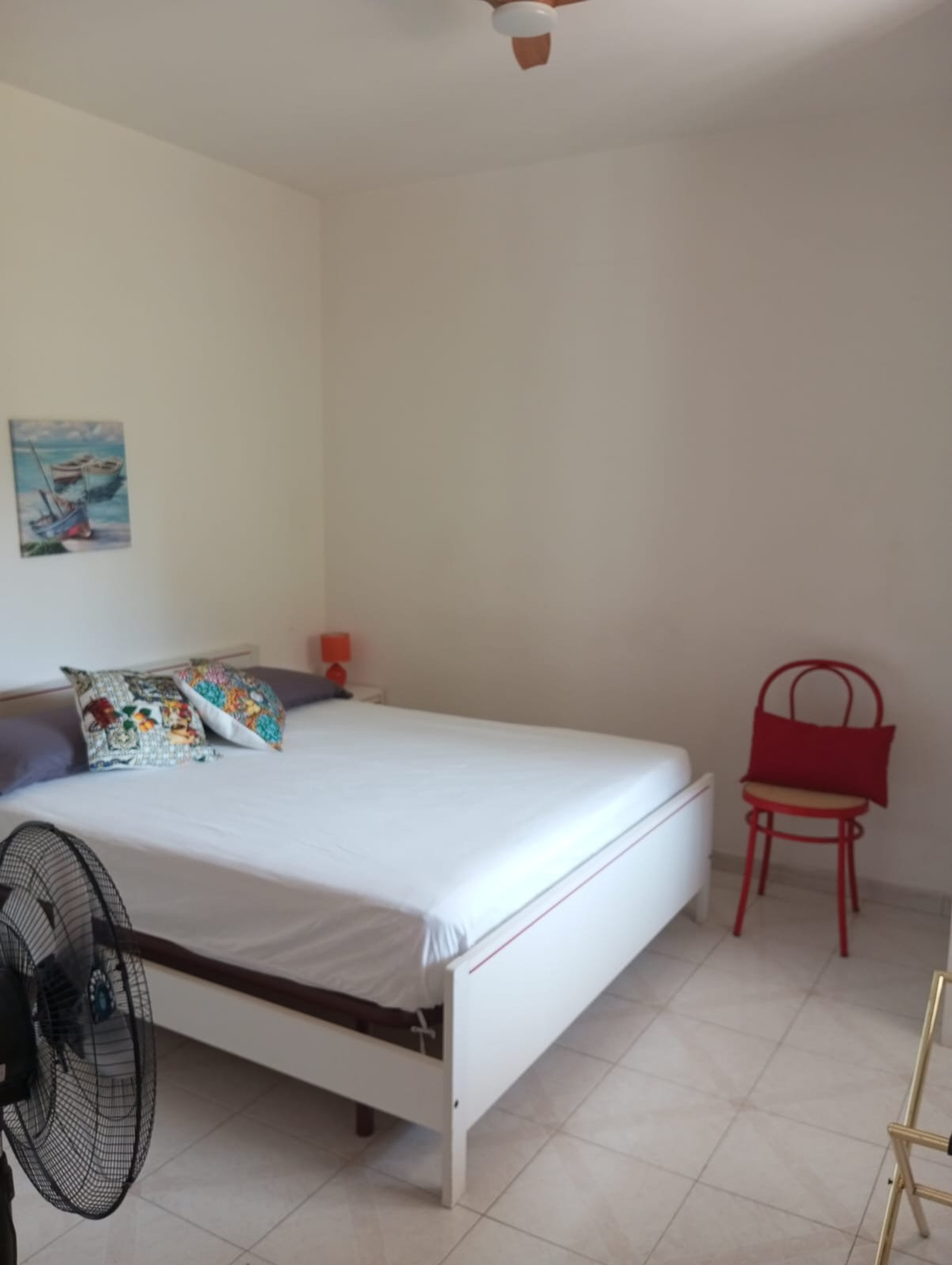 Bedroom with double bed