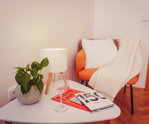 Family Terrace Apt: Home Office, Parks & Center