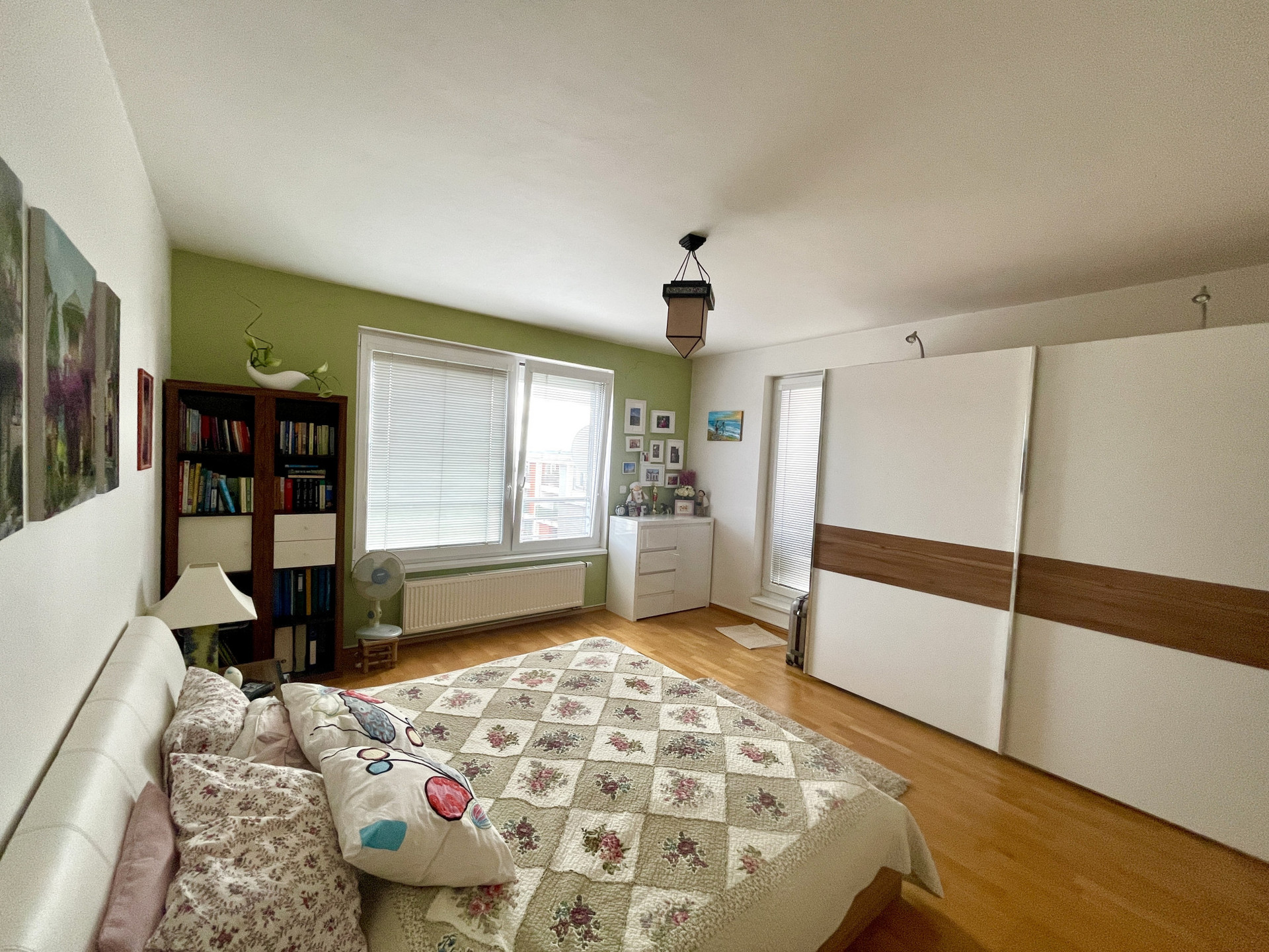 Master Bed room