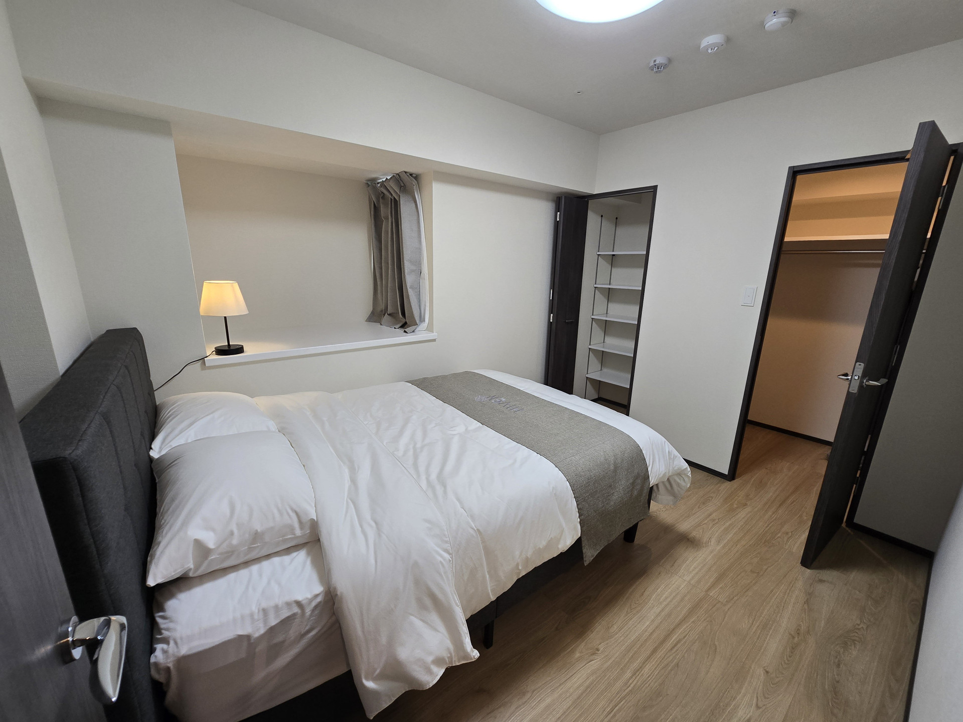 Cozy bedroom with double bed