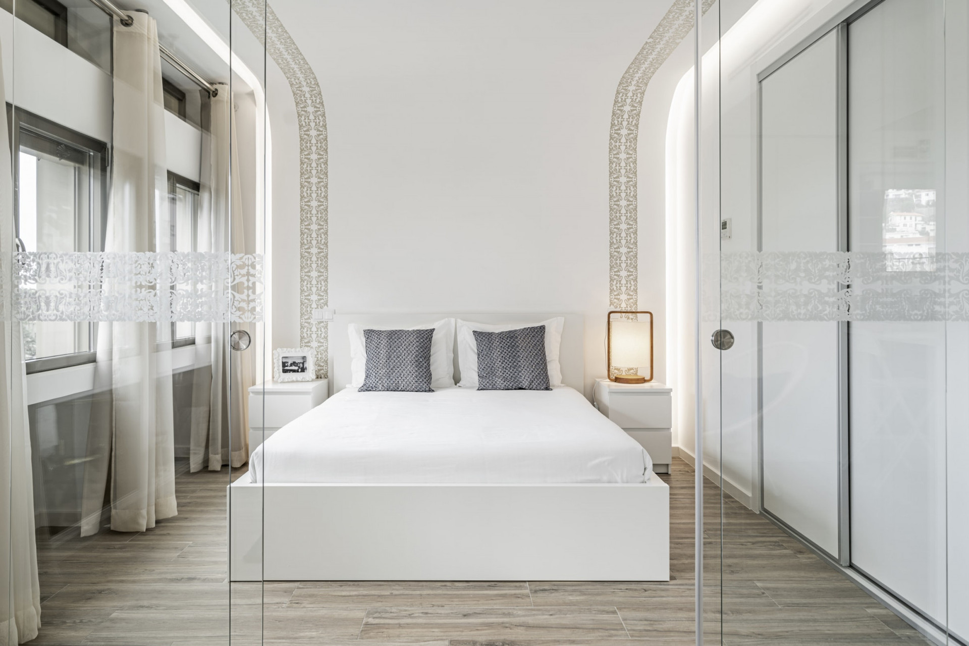 Bedroom with double bed