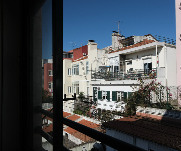 Bright apartment in Avenidas Novas