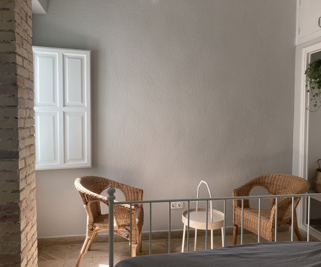 Merseguera Room - Large, bright, open closet