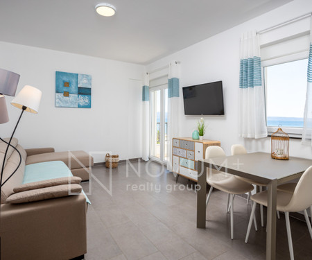 1-bedroom apartment next to beach - C2