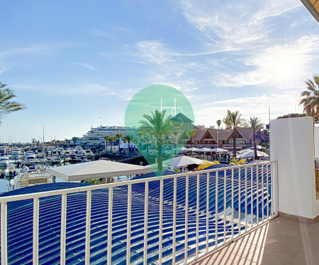 Spacious Duplex 2Bed With Marina View by HsRentals