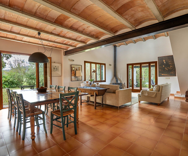 Unique Room in 340m2 VillaBetween sea and mountain