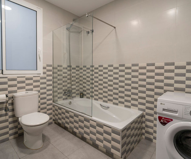 Spacious apartment in the heart of Valencia