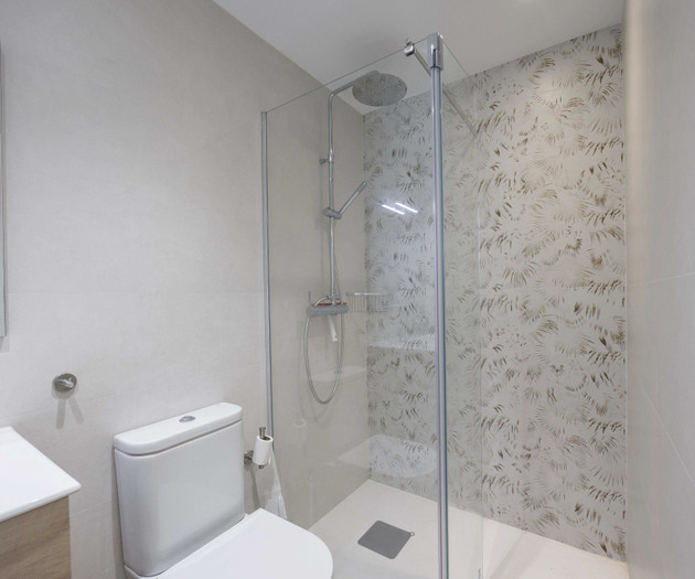 Renovated apartment with terrace and 3 bedroom