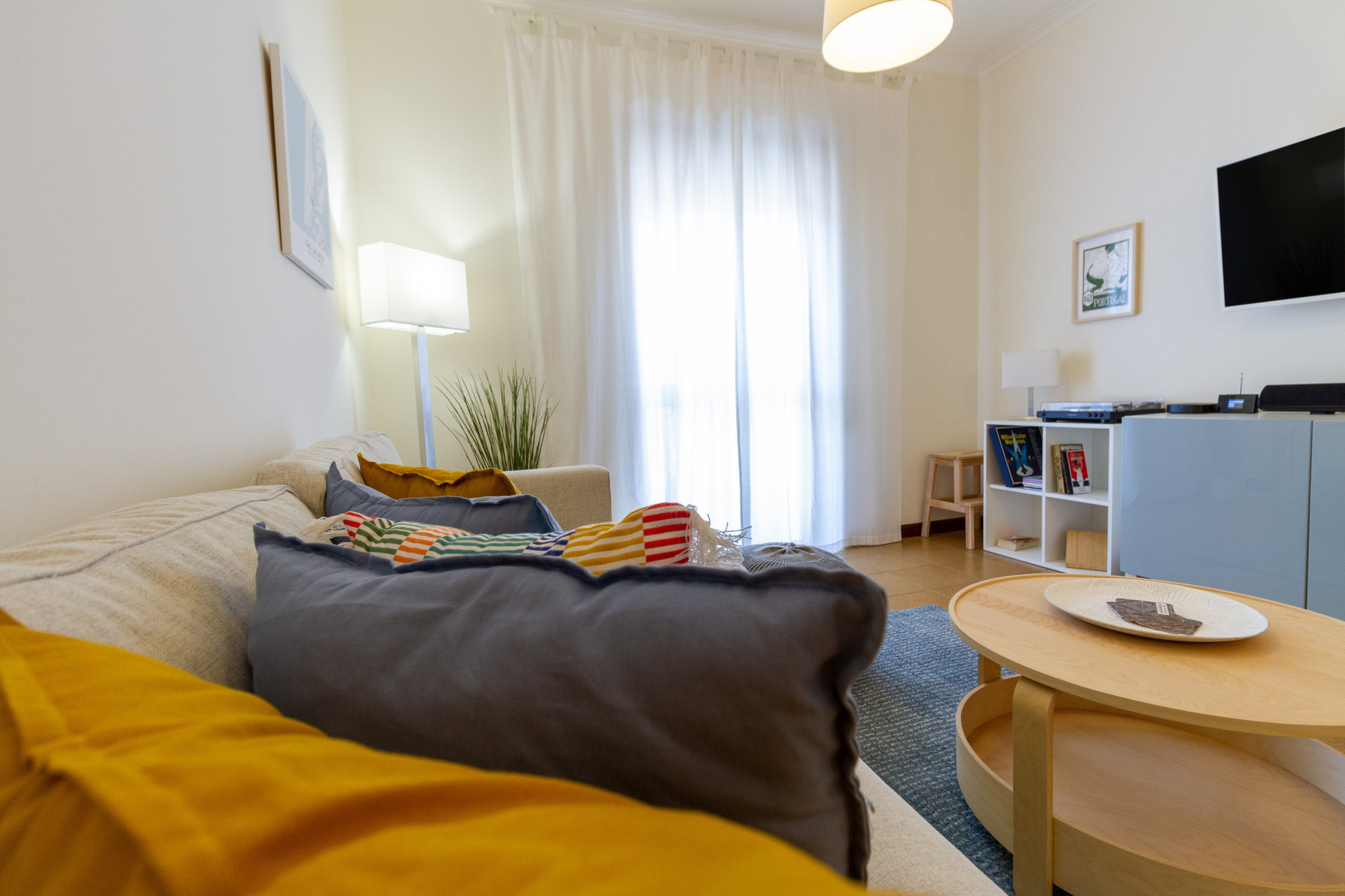 Living room w/ couch table in Apartment B of Casa dos Jacintos, São Jacinto, Aveiro - Portugal