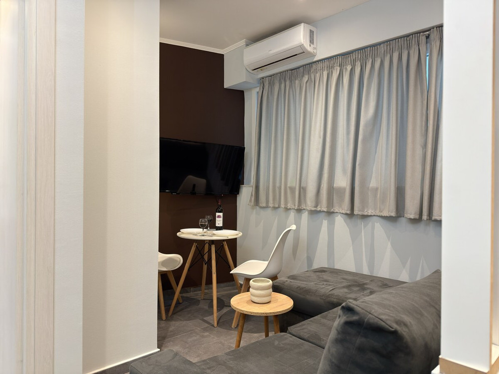 SmartLiving Central Apt 5 preview