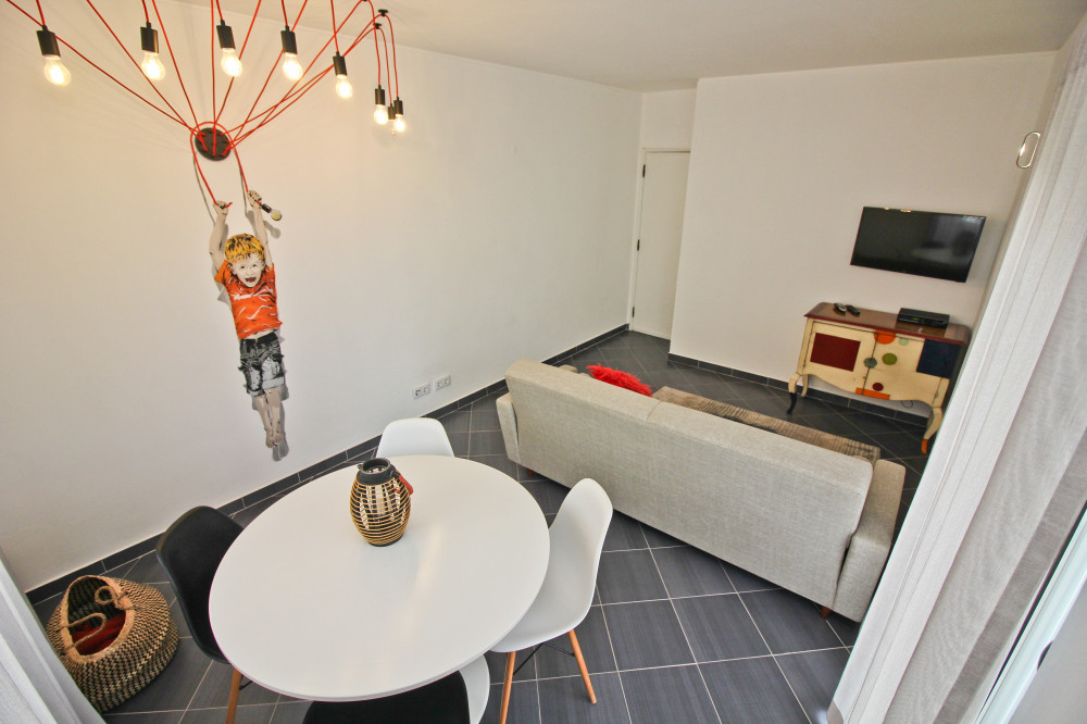Urban Art apt in Lagos Portugal preview