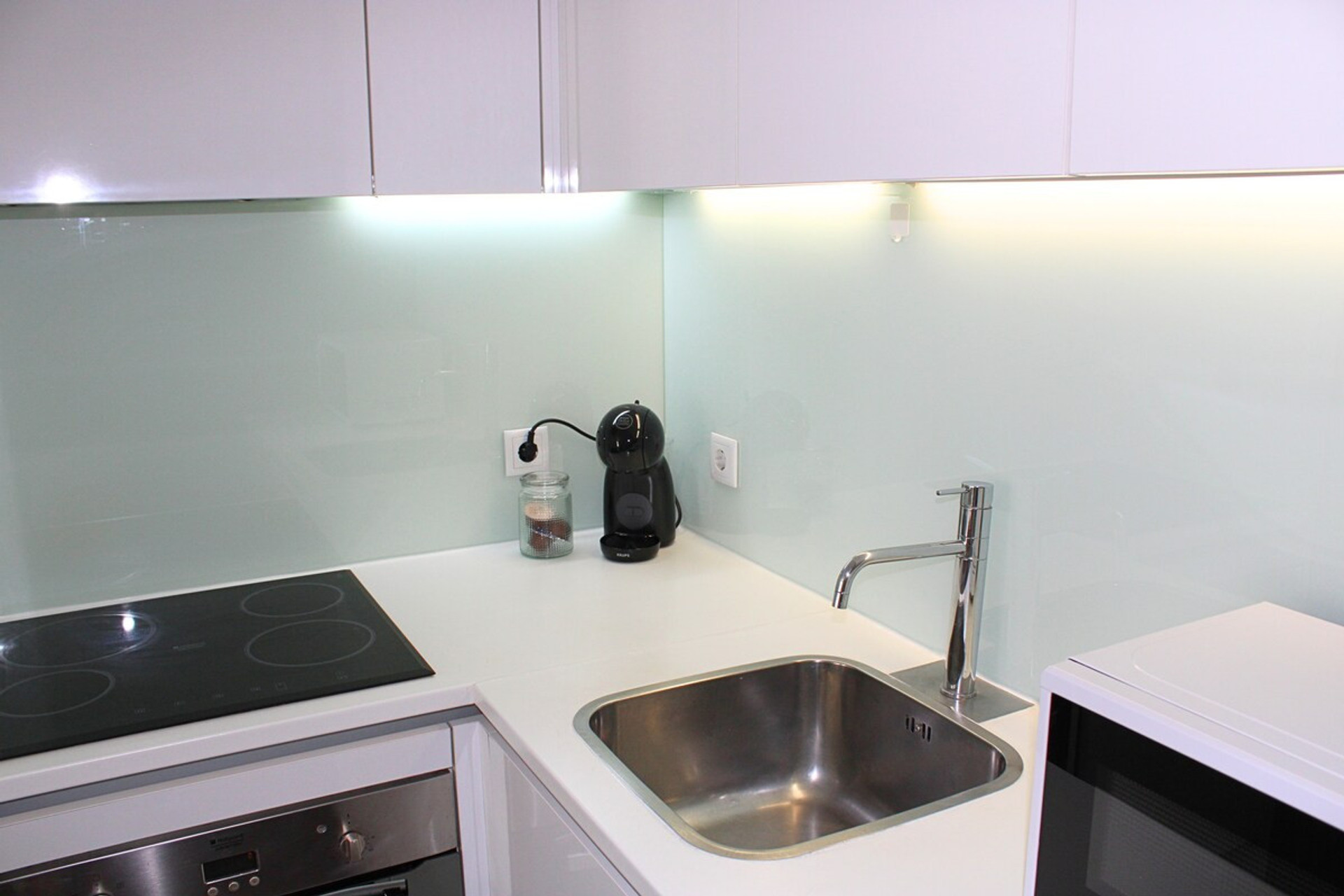 Kitchen or kitchenette, Kitchen or kitchenette