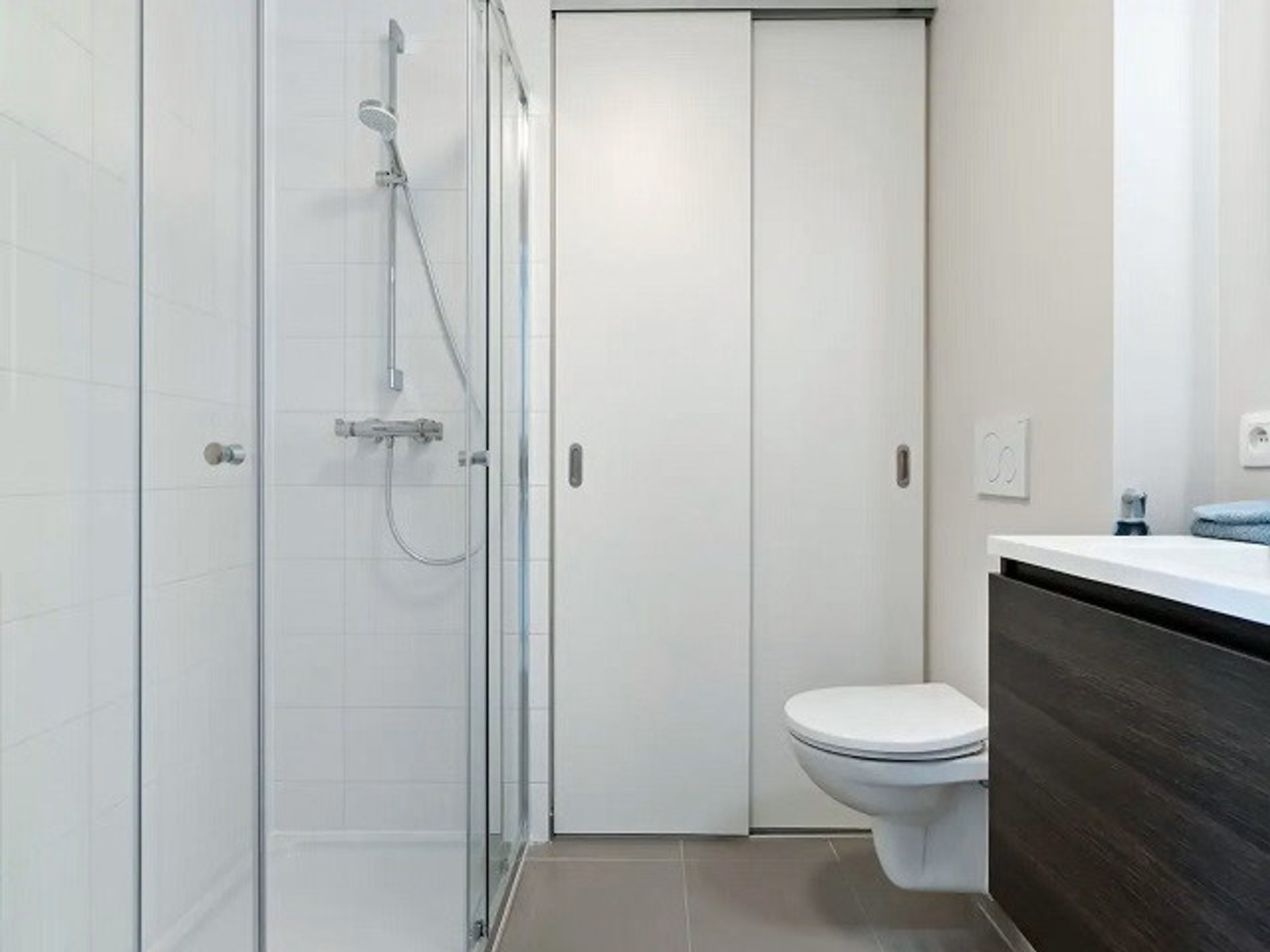 Bathroom - Washer & Dryer