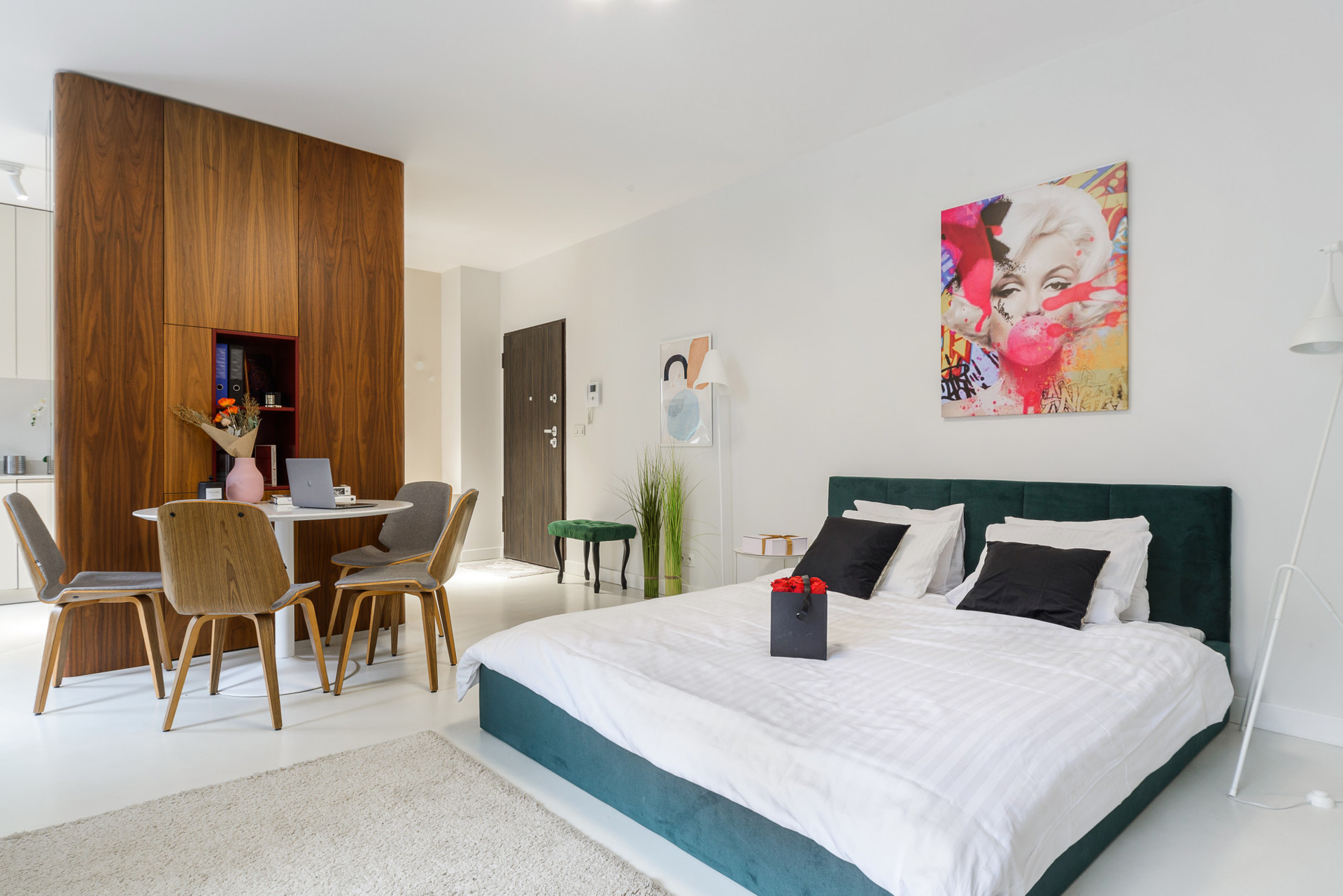 living room-bed