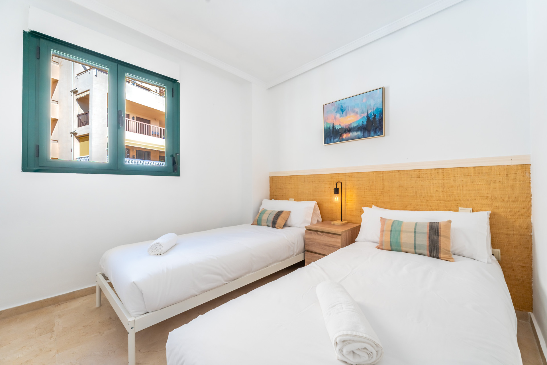 Bedroom 2 - twins beds