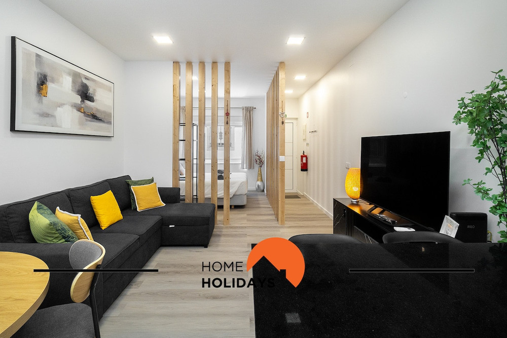 #304 Albufeira Beach House by Home Holidays preview