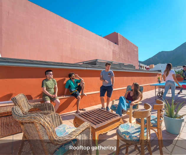 Tenerife coliving in historical house - Aloe room