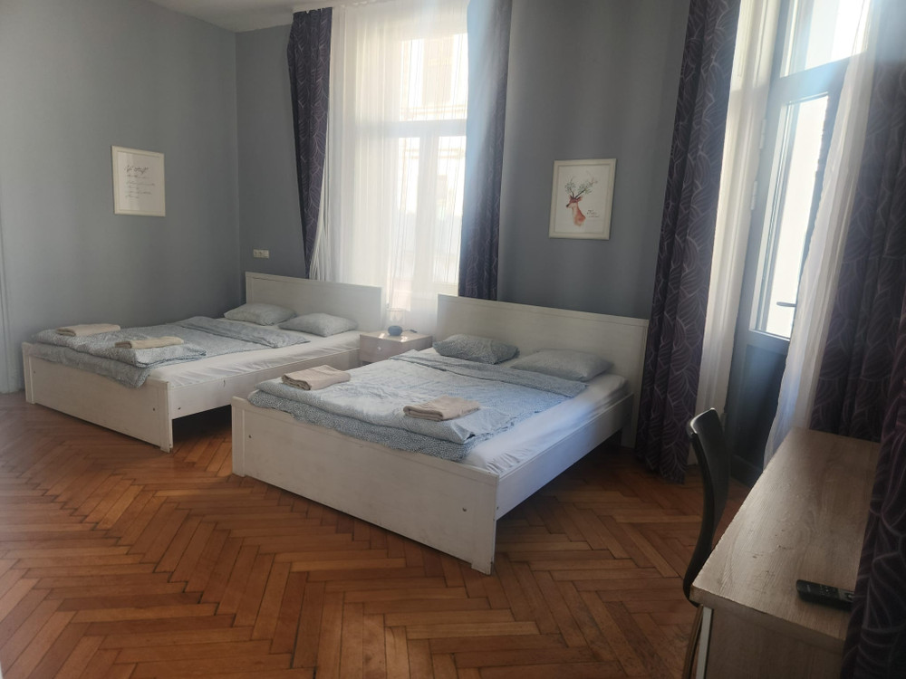 Delux Suite preview