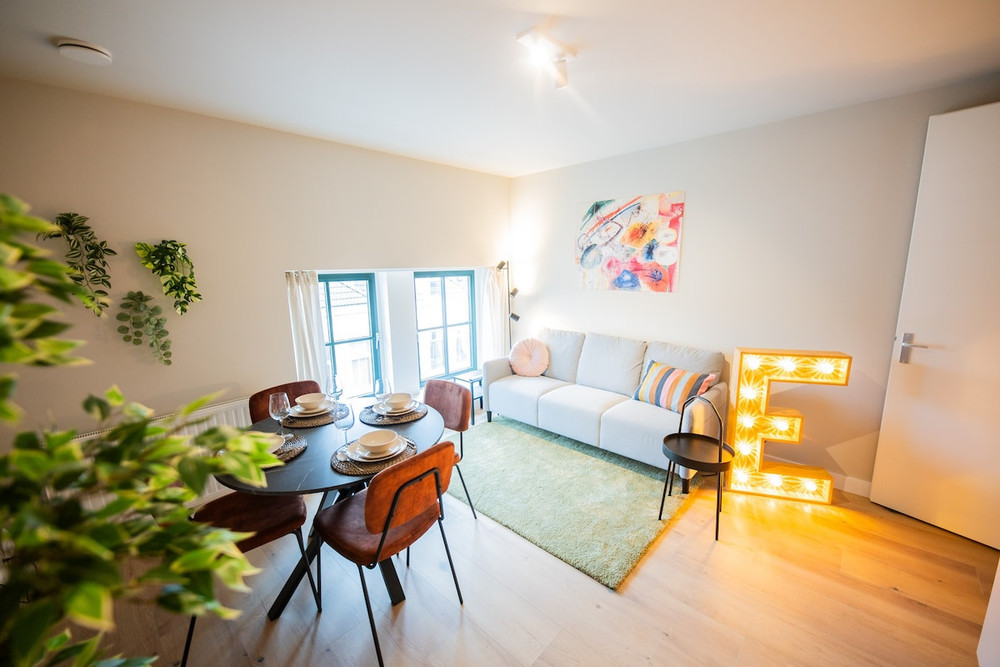 Urban Utopia 3BDR Apartment PK preview