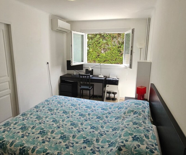 Your comfy stay in Juan-les-Pins – beach & parking