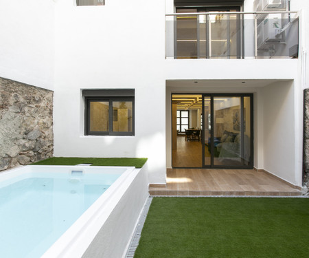 Duplex with Pool in Barcelona