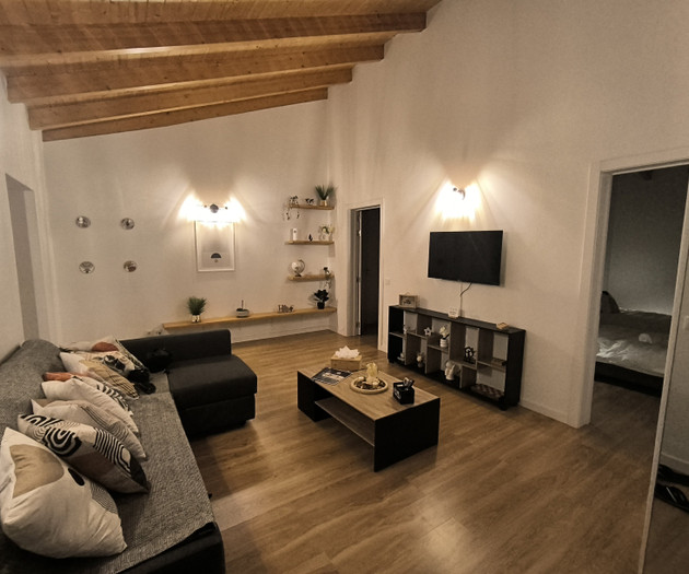 Living room with bedroom access
