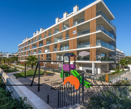 #264 Green Apartments C04 by Home Holidays