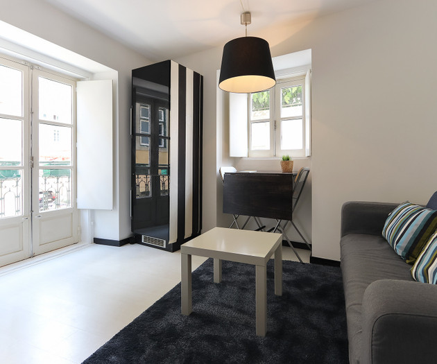 Atalaia · Tailor Made Flat in Central Bairro Alto