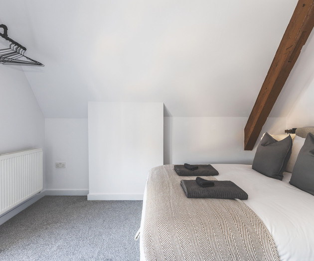 New Spacious 3 bed flat Duplex, Whitechapel