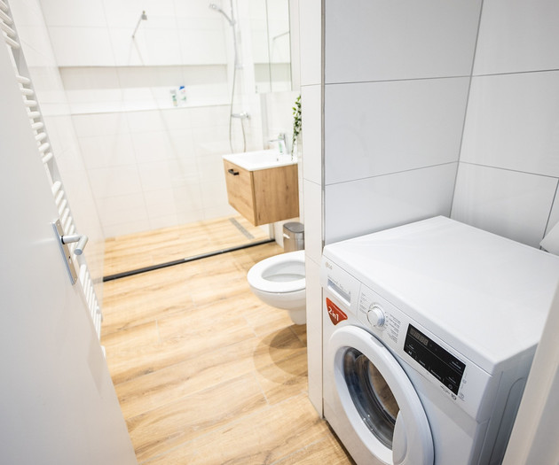 Sleek City Center 2BDR Apartment VP
