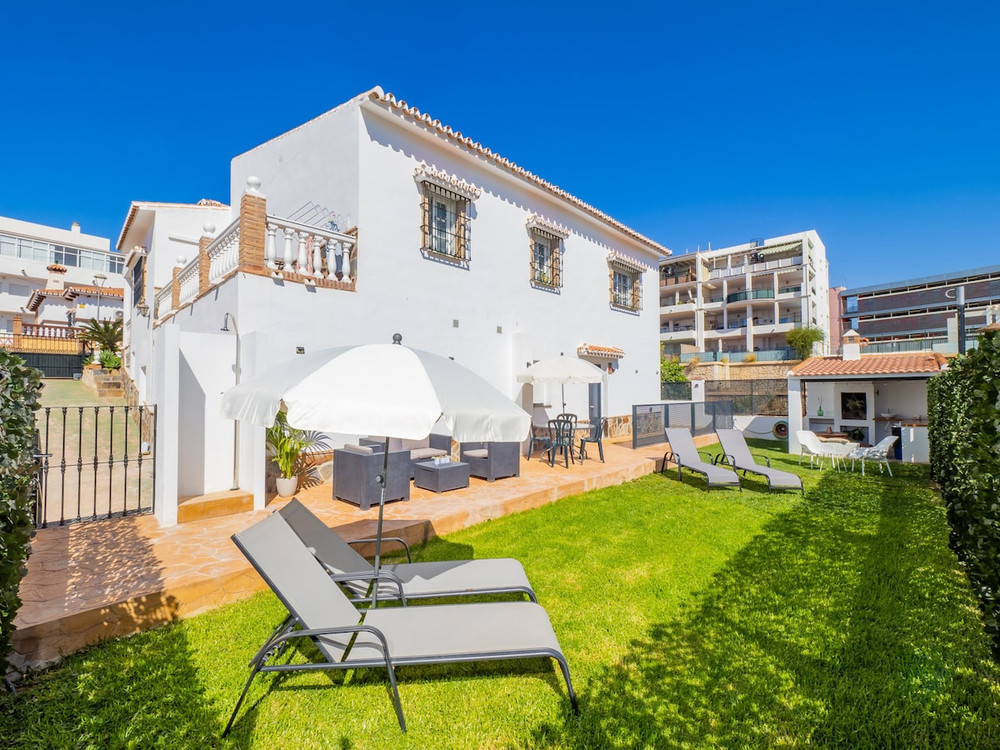 Cubo's Hostal William's Sunny 2 with Breakfast preview