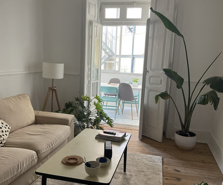 Room in Top Floor Flat in Lisbon