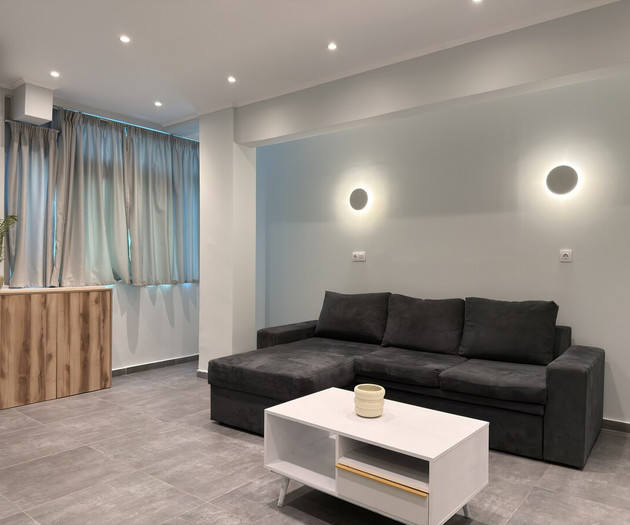 SmartLiving Central Apt 11