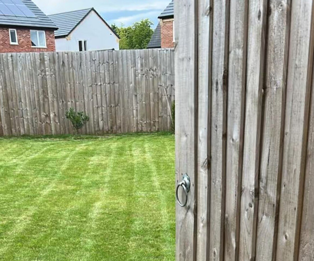 Spacious 4 Bedroom Home with Free Street Parking