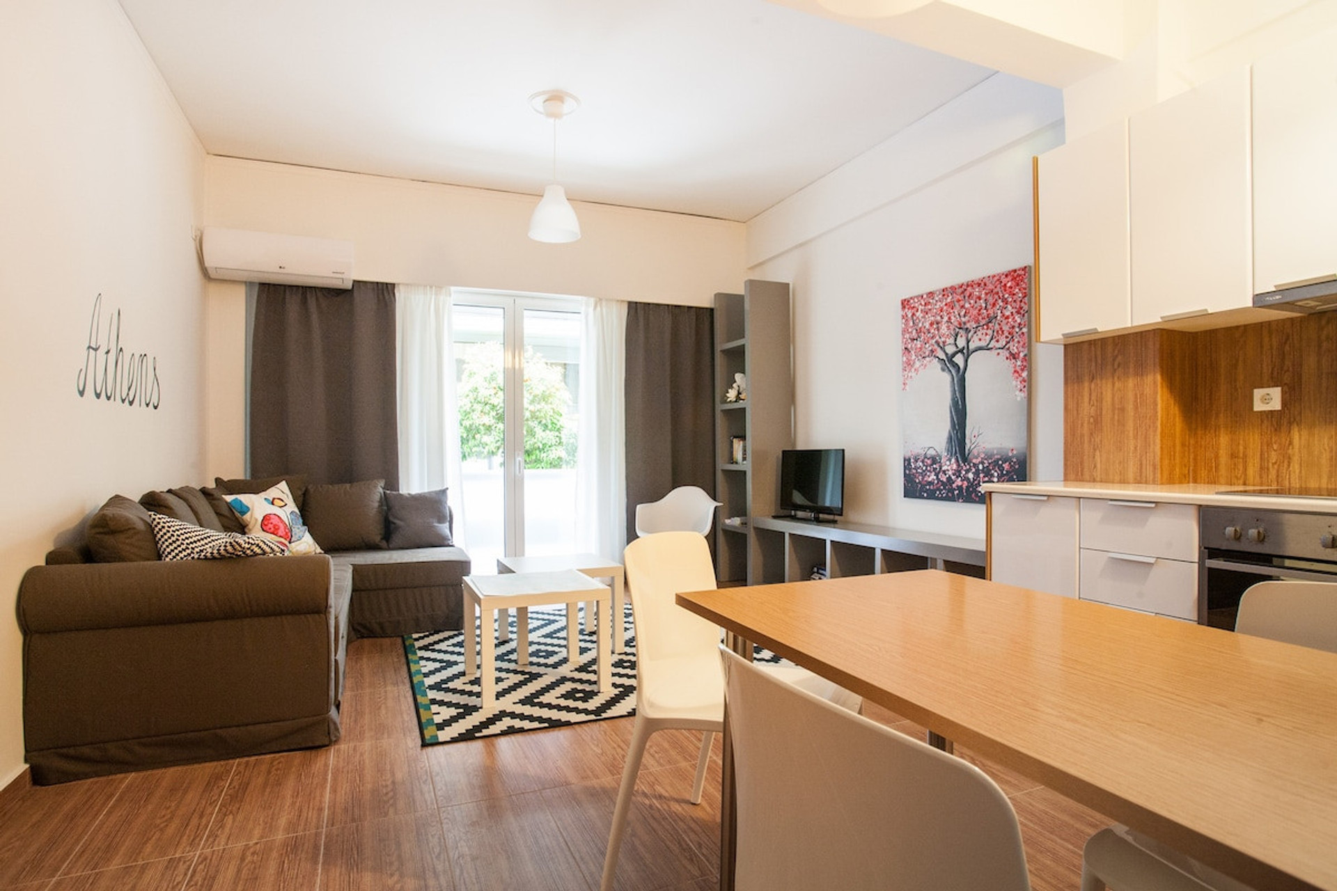Kitchen - Living room