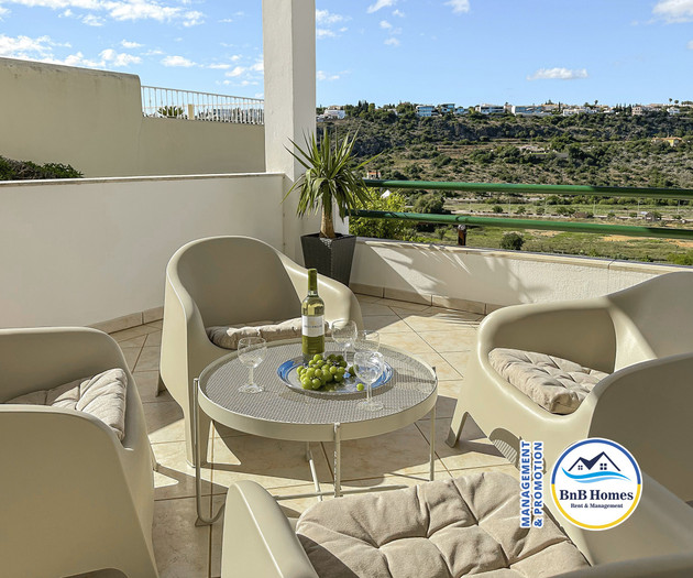 Villa Verde - 4 bedrooms, Marina view, pool & BBQ