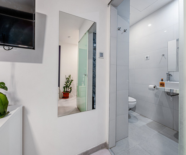 Boutique Nest – Studio w/ AC & Smart TV
