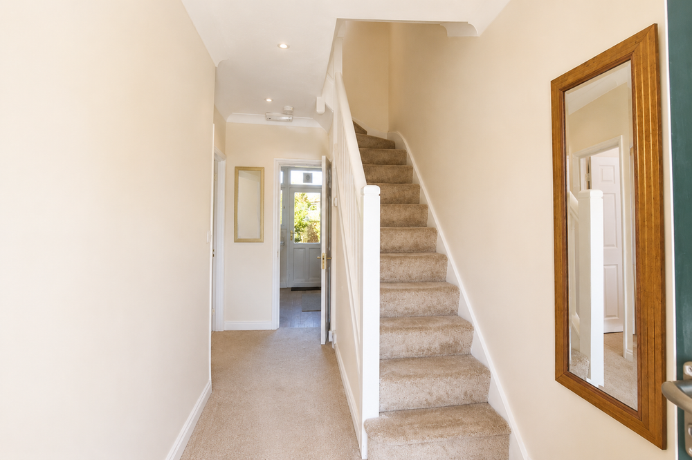 Large 6BR Home Sleeps 11 with Garden and Free Park preview