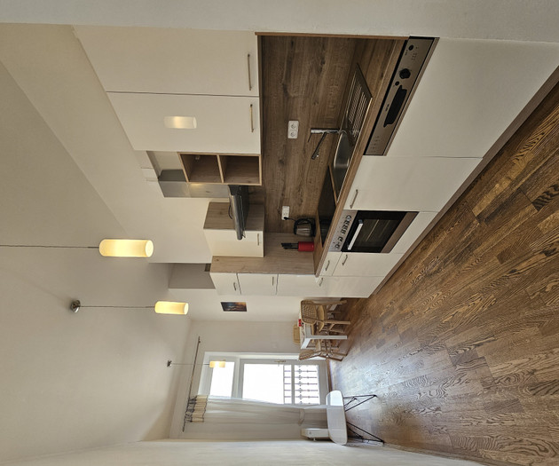 1kk 52m2 u metra Anděl Praha 5