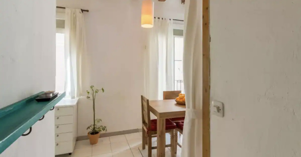 Cozy apartment near the Barceloneta beach