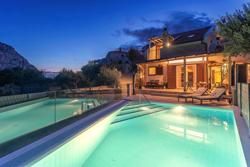 Peaceful Private Villa with Pool near Split preview