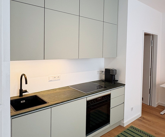 Designer Terrace Apartment – Schillerkiez