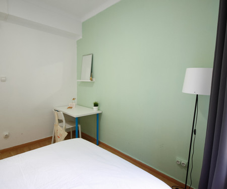 R0291- Room inCo-living San Andreu