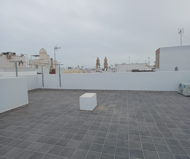 Brand New Apt in Cadiz Center – Luxury