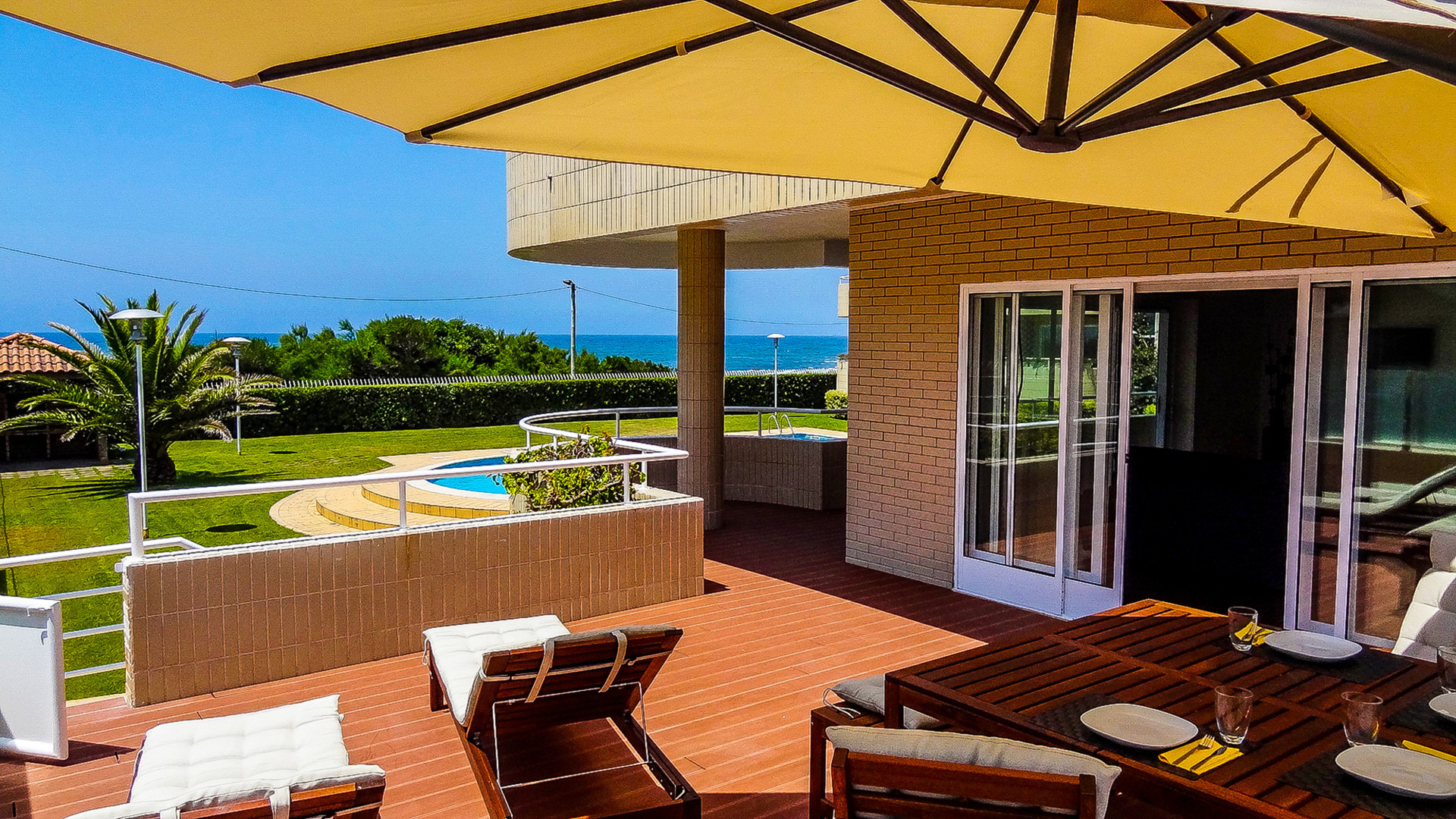 Private patio
