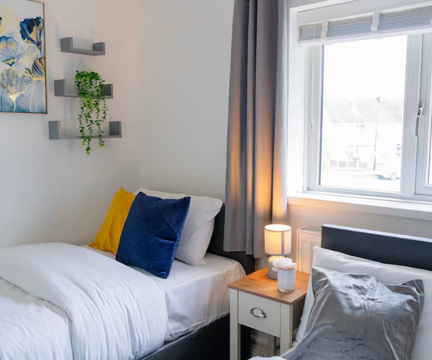 Cozy 4 Bedroom Home | Pet Friendly | Free Parking