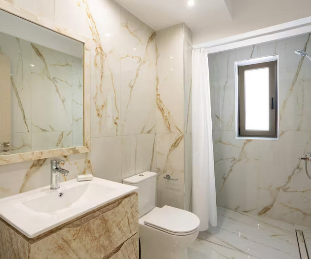 Modern Flat with Private Parking & Huge Terrace