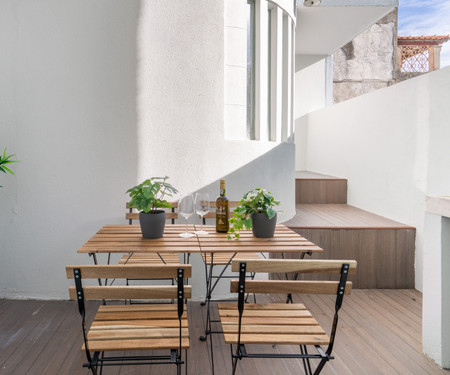 Rustic Central Flat | Terrace