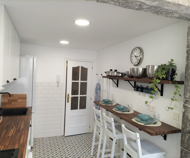 Sant Ferran Room - Very spacious, private balcony